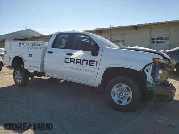 2024 Chevrolet Silverado 2500HD с VIN 1GB5WLE73RF292317, выставлен на аукционе Copart как лот 76949084 с пробегом 62 миль миль и Списание • Salvage title. История ставок и продаж доступна на DreamBid. Изображение 4.
