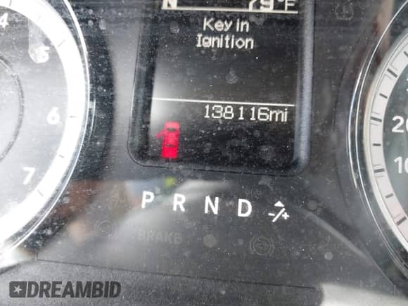 2018 Ram 1500 Express z VIN 1C6RR6KT7JS350875, wystawiony jako IAAI lot #42259123 z przebiegiem 138 116 mil mil oraz . Historia ofert i sprzedaży dostępna na DreamBid. Obrazek 16.