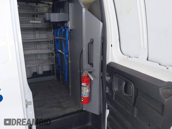 2019 Chevrolet Express Cargo с VIN 1GCWGAFG1K1232961, выставлен на аукционе IAAI как лот 42175897 с пробегом 133 311 миль миль и . История ставок и продаж доступна на DreamBid. Изображение 8.