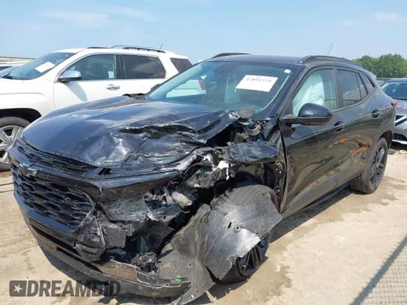 2024 Chevrolet Trax ACTIV z VIN KL77LKE27RC242904, wystawiony jako IAAI lot #42892375 z przebiegiem 25 260 mil mil oraz . Historia ofert i sprzedaży dostępna na DreamBid. Obrazek 2.