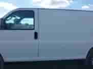 2016 Chevrolet Express Cargo z VIN 1GCWGAFF9G1121492, wystawiony jako IAAI lot #43544559 z przebiegiem 179 463 mil mil oraz . Historia ofert i sprzedaży dostępna na DreamBid. Obrazek 14.