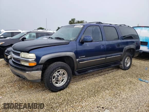 2001 Chevrolet Suburban LT with VIN 3GNGC26U21G119300, listed as a Copart auction lot 68131044 with 147,430 mi miles and Salvage title. Bid and sale history available at DreamBid. Image 1.