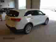 2018 Kia Sorento LX with VIN 5XYPGDA50JG364913, listed as a IAAI auction lot 42445368 with 139,867 mi miles and . Bid and sale history available at DreamBid. Image 4.