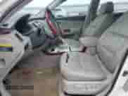 2007 Hyundai Azera SE с VIN KMHFC46F07A216158, выставлен на аукционе Copart как лот 83764395 с пробегом 156 324 миль миль и Списание • Salvage title. История ставок и продаж доступна на DreamBid. Изображение 7.