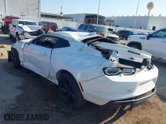 2023 Chevrolet Camaro 1SS with VIN 1G1FF1R78P0102194, listed as a IAAI auction lot 43182445 with Not provided miles and . Bid and sale history available at DreamBid. Image 3.