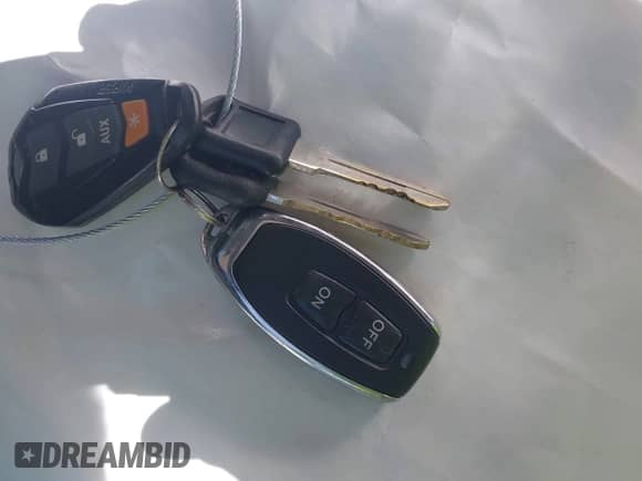 1995 Chevrolet Silverado 2500 с VIN 2GCFK29K5S1273513, выставлен на аукционе IAAI как лот 43226616 с пробегом 248 624 миль миль и . История ставок и продаж доступна на DreamBid. Изображение 11.