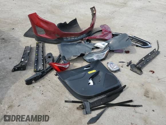 2018 Chevrolet Equinox LT with VIN 2GNAXJEV4J6109684, listed as a Copart auction lot 85364395 with 98,436 mi miles and Salvage title. Bid and sale history available at DreamBid. Image 13.