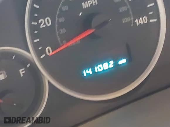 2005 Jeep Grand Cherokee Limited with VIN 1J4HR58N75C548616, listed as a IAAI auction lot 43251366 with 141,082 mi miles and . Bid and sale history available at DreamBid. Image 15.