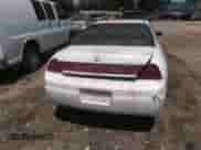 2001 Honda Accord EX с VIN 1HGCG32711A010067, выставлен на аукционе IAAI как лот 42611824 с пробегом 175 120 миль миль и . История ставок и продаж доступна на DreamBid. Изображение 6.