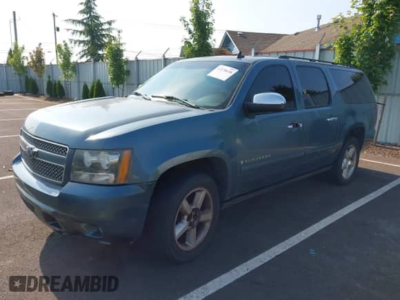 2008 Chevrolet Suburban LTZ with VIN 3GNFK16338G159718, listed as a IAAI auction lot 42570638 with 219,213 mi miles and . Bid and sale history available at DreamBid. Image 2.