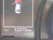 2020 Toyota Camry LE z VIN 4T1L11AK2LU999293, wystawiony jako IAAI lot #43202655 z przebiegiem 52 070 mil mil oraz . Historia ofert i sprzedaży dostępna na DreamBid. Obrazek 15.