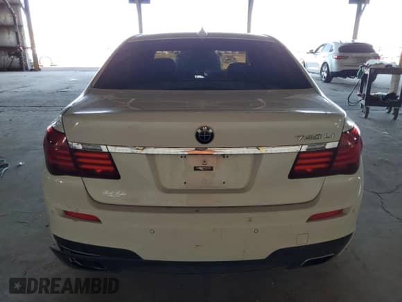 2015 BMW 7 Series 740Li with VIN WBAYE4C57FD138796, listed as a Copart auction lot 81078585 with 164,638 mi miles and Clean title. Bid and sale history available at DreamBid. Image 6.