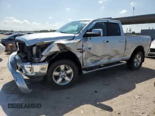 2016 Ram 1500 Outdoorsman z VIN 1C6RR7GM8GS216294, wystawiony jako Copart lot #50624415 z przebiegiem Nie podano mil oraz Szkoda całkowita • Salvage title. Historia ofert i sprzedaży dostępna na DreamBid. Obrazek 1.