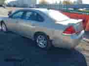 2008 Chevrolet Impala LT z VIN 2G1WC583X89255441, wystawiony jako IAAI lot #43598098 z przebiegiem 143 908 mil mil oraz . Historia ofert i sprzedaży dostępna na DreamBid. Obrazek 3.