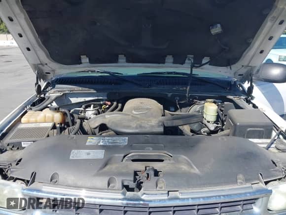 2002 Chevrolet Suburban LT with VIN 3GNEC16T22G334721, listed as a IAAI auction lot 43483086 with Not provided miles and . Bid and sale history available at DreamBid. Image 10.