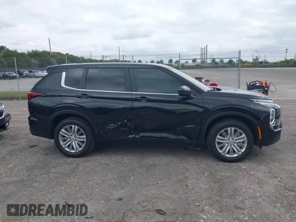 2024 Mitsubishi Outlander ES with VIN JA4J3UA80RZ067000, listed as a IAAI auction lot 42016132 with 2,666 mi miles and . Bid and sale history available at DreamBid. Image 13.
