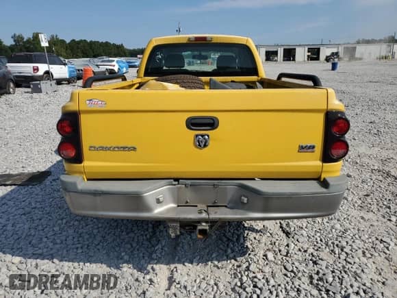 2006 Dodge Dakota ST с VIN 1D7HE22N06S557342, выставлен на аукционе Copart как лот 72053485 с пробегом 66 747 миль миль и На запчасти • Non repairable. История ставок и продаж доступна на DreamBid. Изображение 6.