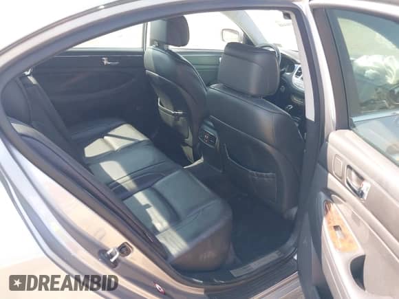 2010 Hyundai Genesis z VIN KMHGC4DE7AU080292, wystawiony jako IAAI lot #42856448 z przebiegiem 167 994 mil mil oraz . Historia ofert i sprzedaży dostępna na DreamBid. Obrazek 8.