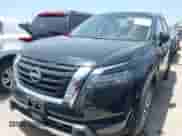 2025 Nissan Pathfinder SL с VIN 5N1DR3CAXSC235208, выставлен на аукционе IAAI как лот 42475254 с пробегом 5 697 миль миль и . История ставок и продаж доступна на DreamBid. Изображение 22.