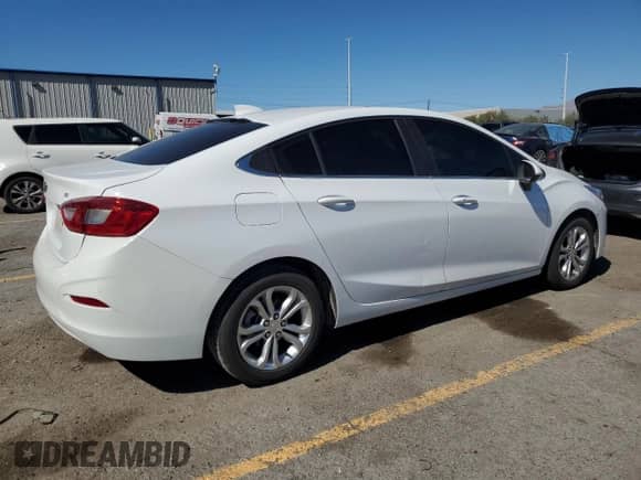 2019 Chevrolet Cruze LT с VIN 1G1BE5SM1K7126765, выставлен на аукционе Copart как лот 84967445 с пробегом 70 360 миль миль и Списание • Salvage title. История ставок и продаж доступна на DreamBid. Изображение 3.
