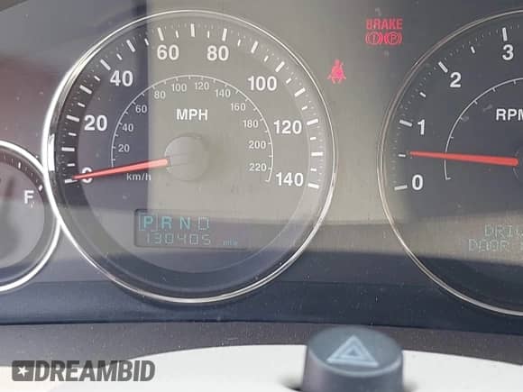 2005 Jeep Grand Cherokee Limited с VIN 1J4HS58N55C683825, выставлен на аукционе IAAI как лот 42801026 с пробегом 130 405 миль миль и . История ставок и продаж доступна на DreamBid. Изображение 15.