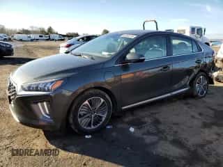 2021 Hyundai Ioniq SEL с VIN KMHC75LD0MU258596, выставлен на аукционе Copart как лот 43253274 с пробегом 22 095 миль миль и . История ставок и продаж доступна на DreamBid. Изображение 1.