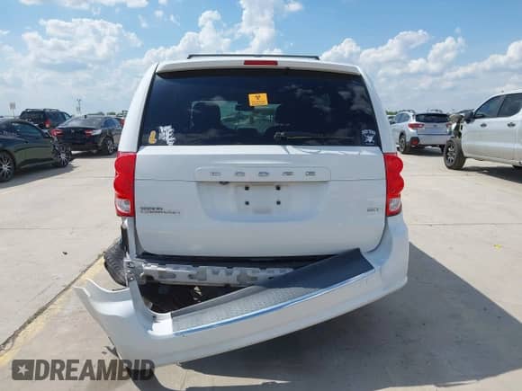 2019 Dodge Grand Caravan SXT with VIN 2C4RDGCG4KR617505, listed as a IAAI auction lot 42985085 with 100,245 mi miles and . Bid and sale history available at DreamBid. Image 16.