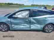 2017 Toyota Prius Two z VIN JTDKBRFU7H3053354, wystawiony jako IAAI lot #43056180 z przebiegiem 157 609 mil mil oraz . Historia ofert i sprzedaży dostępna na DreamBid. Obrazek 6.