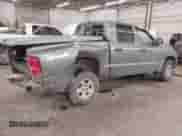 2007 Dodge Dakota SLT с VIN 1D7HW48J17S138642, выставлен на аукционе IAAI как лот 41419794 с пробегом 79 350 миль миль и . История ставок и продаж доступна на DreamBid. Изображение 4.