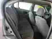 2004 Chevrolet Malibu Classic z VIN 1G1ND52F24M518238, wystawiony jako Copart lot #61443325 z przebiegiem 210 041 mil mil oraz Szkoda całkowita • Salvage title. Historia ofert i sprzedaży dostępna na DreamBid. Obrazek 10.