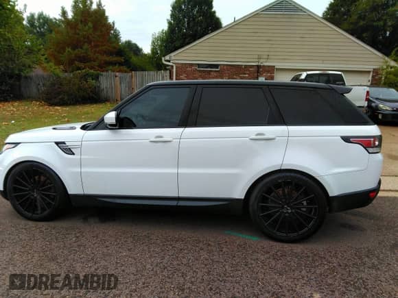 2016 Land Rover Range Rover Sport HSE z VIN SALWR2PF1GA115323, wystawiony jako IAAI lot #43286509 z przebiegiem 152 247 mil mil oraz . Historia ofert i sprzedaży dostępna na DreamBid. Obrazek 14.