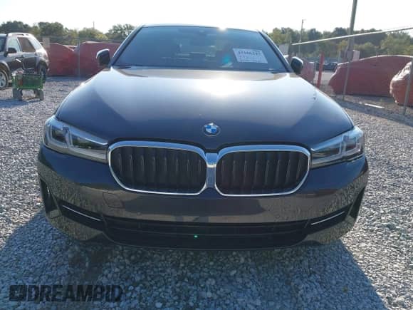 2021 BMW 5 Series 530i with VIN WBA53BH06MWX27995, listed as a IAAI auction lot 43166247 with 54,257 mi miles and . Bid and sale history available at DreamBid. Image 6.