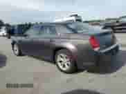 2016 Chrysler 300 Anniversary Edition с VIN 2C3CCAAG2GH135447, выставлен на аукционе Copart как лот 82763605 с пробегом 96 078 миль миль и Чистый • Clean title. История ставок и продаж доступна на DreamBid. Изображение 2.