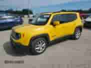 2017 Jeep Renegade Latitude с VIN ZACCJABB3HPE90213, выставлен на аукционе Copart как лот 70889635 с пробегом 137 765 миль миль и Списание • Salvage title. История ставок и продаж доступна на DreamBid. Изображение 1.