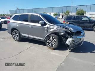 2020 Mitsubishi Outlander SE z VIN JA4AD3A35LZ048784, wystawiony jako IAAI lot #42327627 z przebiegiem 42 516 mil mil oraz . Historia ofert i sprzedaży dostępna na DreamBid. Obrazek 1.