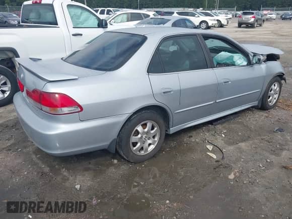 2001 Honda Accord EX with VIN 1HGCG56641A100441, listed as a IAAI auction lot 43374153 with Not provided miles and . Bid and sale history available at DreamBid. Image 4.