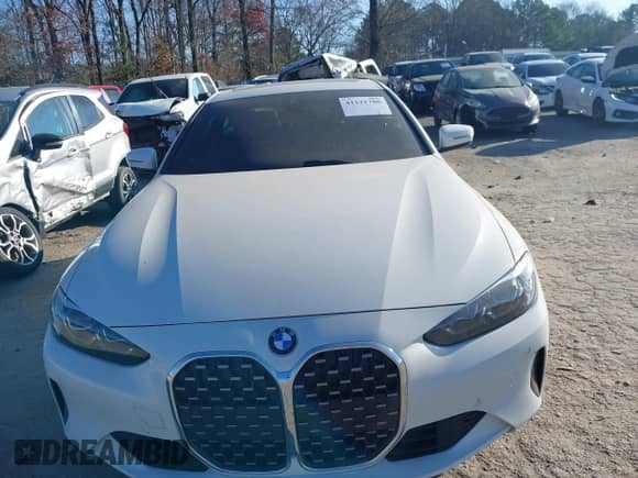 2023 BMW 4 Series 430i xDrive z VIN WBA73AP0XPCM26155, wystawiony jako IAAI lot #41131788 z przebiegiem 16 901 mil mil oraz . Historia ofert i sprzedaży dostępna na DreamBid. Obrazek 12.