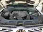 2017 Mercedes-Benz GLS 450 z VIN 4JGDF6EEXHA754614, wystawiony jako Copart lot #81833175 z przebiegiem 91 779 mil mil oraz Szkoda całkowita • Salvage title. Historia ofert i sprzedaży dostępna na DreamBid. Obrazek 12.