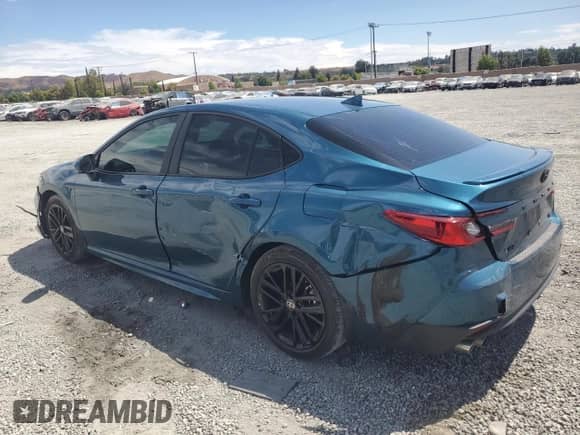 2025 Toyota Camry LE с VIN 4T1DAACK7SU092376, выставлен на аукционе Copart как лот 71074965 с пробегом 30 695 миль миль и Списание • Salvage title. История ставок и продаж доступна на DreamBid. Изображение 2.