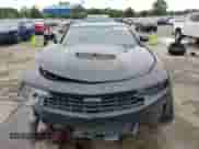 2022 Chevrolet Camaro LT1 z VIN 1G1FF1R75N0110086, wystawiony jako Copart lot #55856615 z przebiegiem 39 055 mil mil oraz Szkoda całkowita • Salvage title. Historia ofert i sprzedaży dostępna na DreamBid. Obrazek 5.