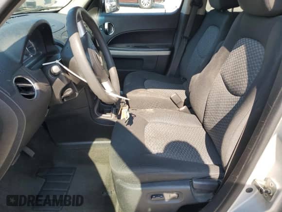 2010 Chevrolet HHR 1LT с VIN 3GNBABDBXAS617288, выставлен на аукционе Copart как лот 71871245 с пробегом 155 325 миль миль и Списание • Salvage title. История ставок и продаж доступна на DreamBid. Изображение 7.