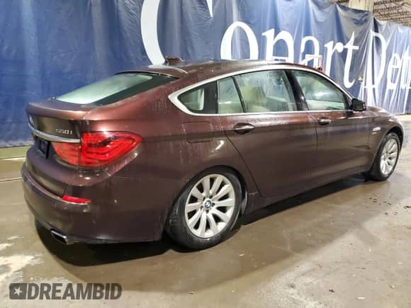 2012 BMW 5 Series 550i Gran Turismo xDrive с VIN WBASP4C51CC899812, выставлен на аукционе Copart как лот 84320764 с пробегом 92 429 миль миль и Чистый • Clean title. История ставок и продаж доступна на DreamBid. Изображение 3.