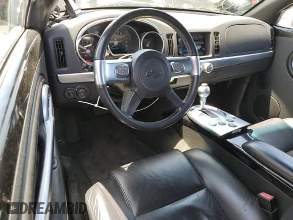 2004 Chevrolet SSR LS с VIN 1GCES14P24B106389, выставлен на аукционе Copart как лот 57689995 с пробегом 70 654 миль миль и Списание • Salvage title. История ставок и продаж доступна на DreamBid. Изображение 8.