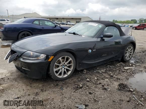 2007 BMW Z4 3.0i с VIN 4USBU33507LW60662, выставлен на аукционе Copart как лот 58597015 с пробегом 82 280 миль миль и Чистый • Clean title. История ставок и продаж доступна на DreamBid. Изображение 1.