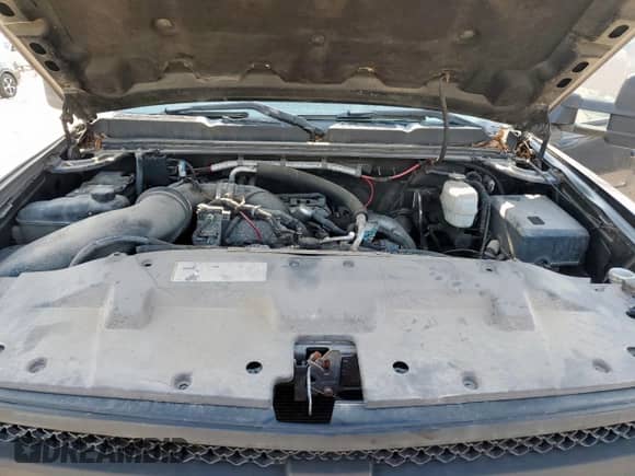 2007 Chevrolet Silverado 2500HD 2LT z VIN 1GCHK23687F506319, wystawiony jako Copart lot #67235385 z przebiegiem 182 255 mil mil oraz Szkoda całkowita • Salvage title. Historia ofert i sprzedaży dostępna na DreamBid. Obrazek 11.