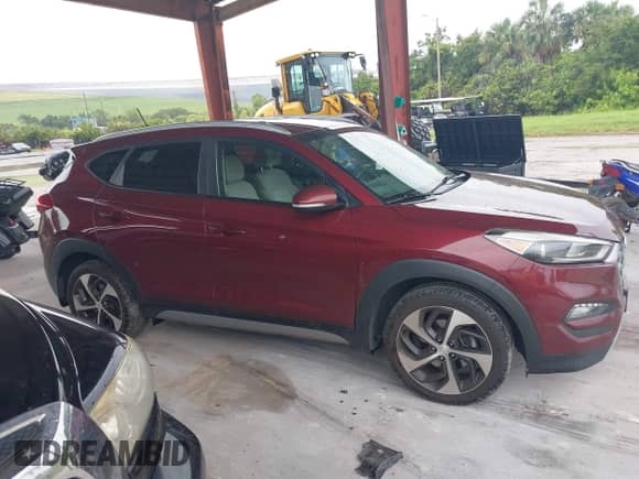 2017 Hyundai Tucson Eco с VIN KM8J3CA22HU271722, выставлен на аукционе IAAI как лот 42668691 с пробегом 91 699 миль миль и . История ставок и продаж доступна на DreamBid. Изображение 13.