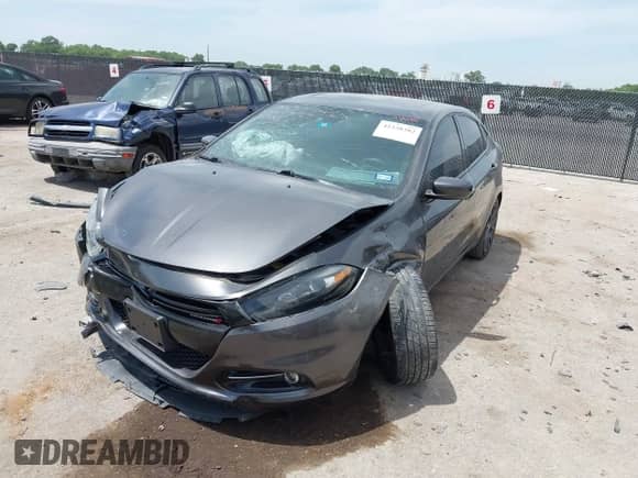 2016 Dodge Dart SXT Sport Blacktop z VIN 1C3CDFFA0GD822552, wystawiony jako IAAI lot #42238382 z przebiegiem 93 553 mil mil oraz . Historia ofert i sprzedaży dostępna na DreamBid. Obrazek 17.