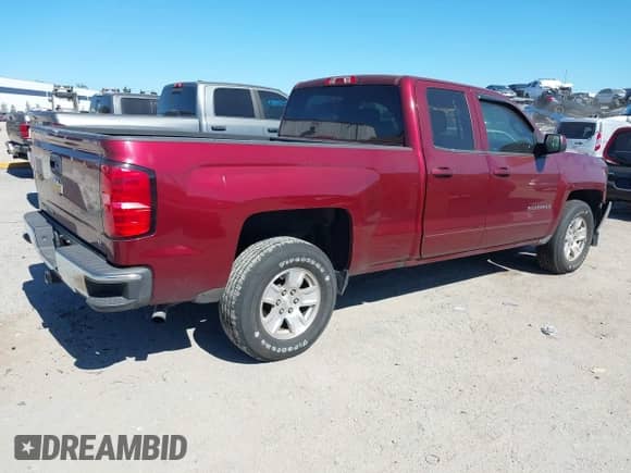 2016 Chevrolet Silverado 1500 LT z VIN 1GCRCREC6GZ175624, wystawiony jako IAAI lot #43490321 z przebiegiem 67 567 mil mil oraz . Historia ofert i sprzedaży dostępna na DreamBid. Obrazek 4.