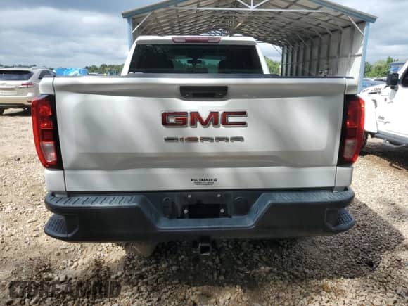 2019 GMC Sierra 1500 with VIN 1GTR8AEH0KZ272986, listed as a Copart auction lot 70875954 with 31,431 mi miles and Salvage title. Bid and sale history available at DreamBid. Image 6.