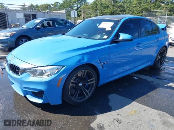 2015 BMW M3 с VIN WBS3C9C54FP805282, выставлен на аукционе IAAI как лот 43196823 с пробегом 137 127 миль миль и . История ставок и продаж доступна на DreamBid. Изображение 2.